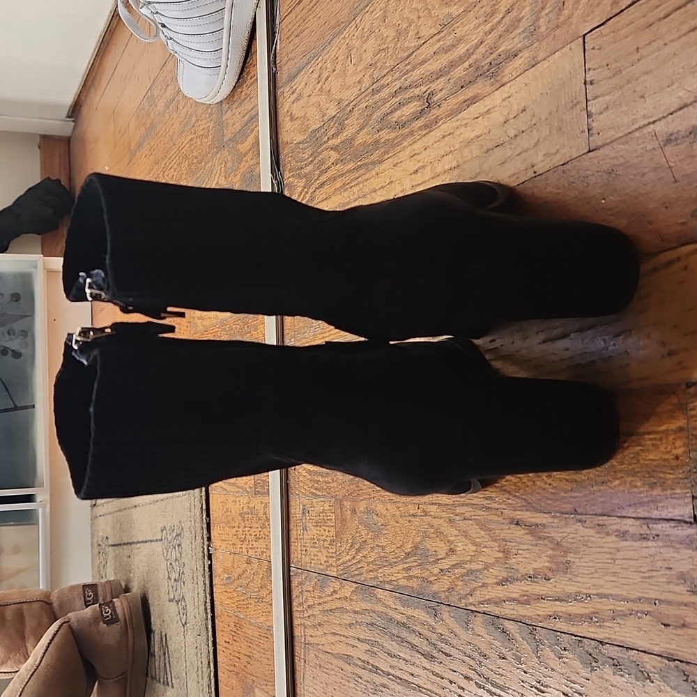 Vionic Black Ankle Booties - Picture 2 of 13